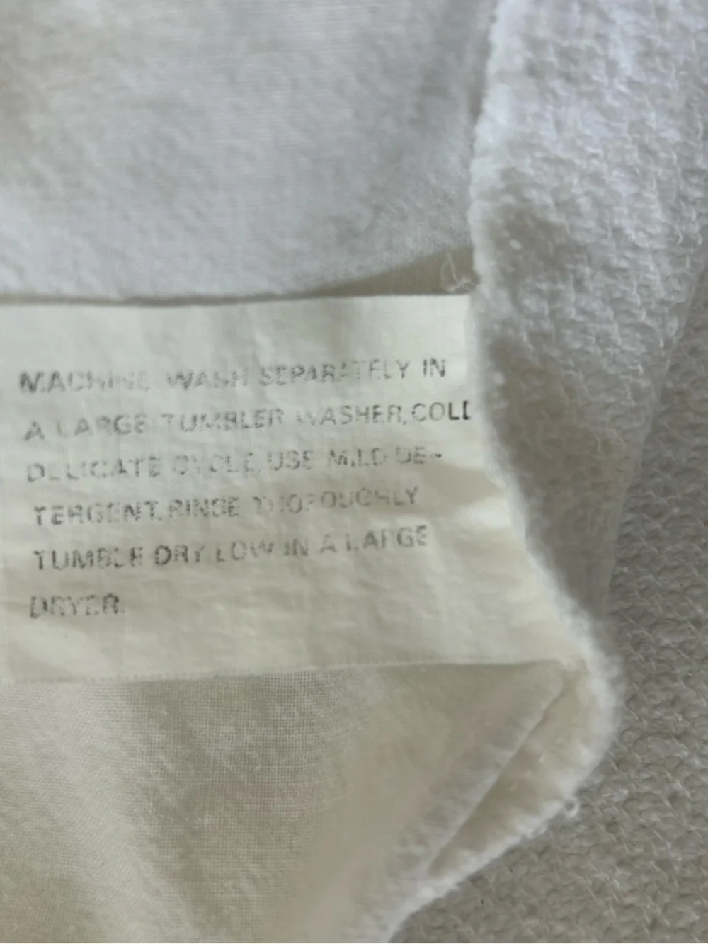 The Company Store White Textured Bedspread with Scalloped Edge